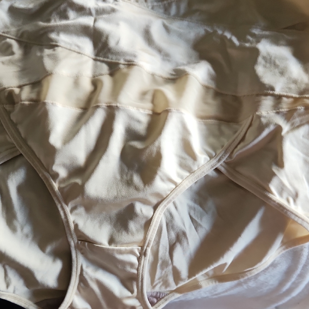 Elegant Cream Women's Intimate Wear